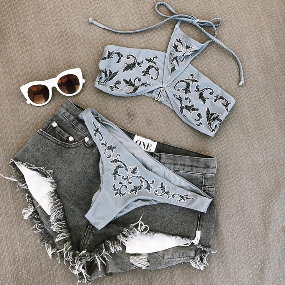 *LAST ONE* NWT Emma Top by Beach Riot - Picture 2 of 4